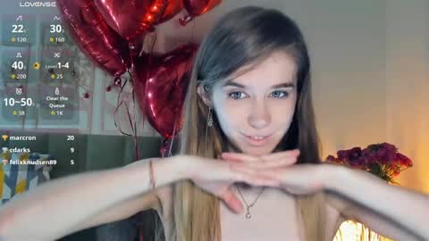 Olivia online show from April 10, 4:12 pm