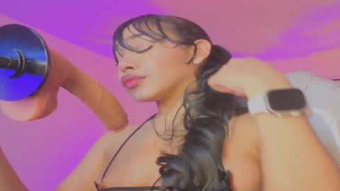 Olivia online show from September 19, 3:10 am