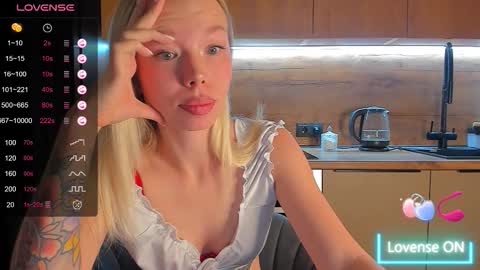 Olivia 3 online show from November 20, 7:33 pm