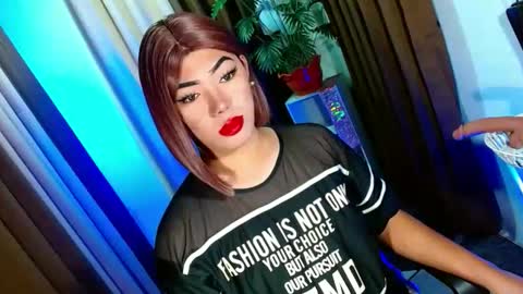 Miss OLIVIA online show from September 23, 10:09 am