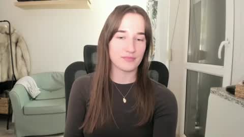 Oliwiaa2004 online show from February 15, 5:00 pm