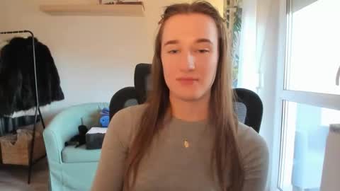 Oliwiaa2004 online show from March 21, 3:06 pm