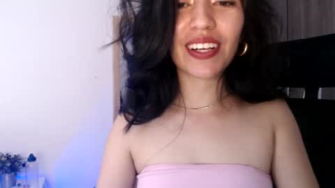 oliviaaa__ online show from December 28, 3:37 pm