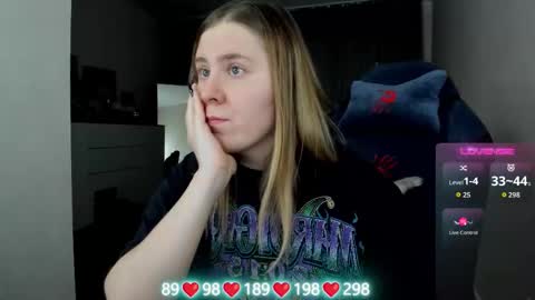 . online show from February 5, 7:01 am