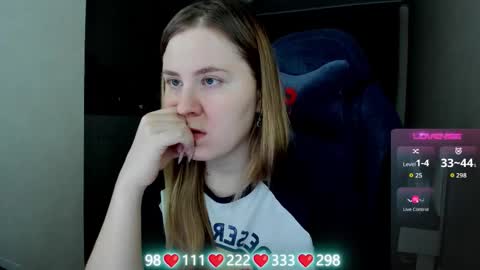 . online show from March 4, 4:09 am