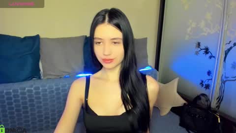 oliviarichi online show from March 1, 9:02 am