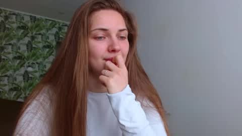 Olivia online show from April 22, 4:30 am