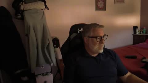 olivierfsm online show from September 18, 8:40 am