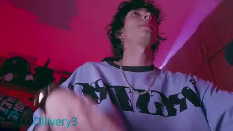     online show from November 7, 3:53 am