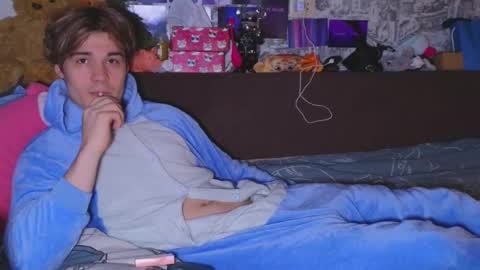 Tony online show from March 6, 7:54 pm