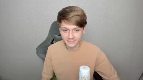 Oliver and Mira online show from February 16, 1:53 pm