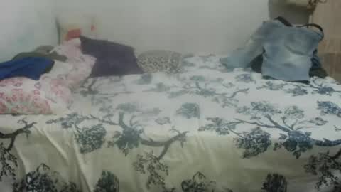 OlySantos online show from December 2, 11:51 am