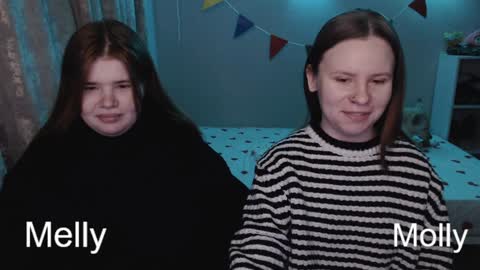 Snapshot of omellyoo chatting on January 2, 12:03 pm MellY online show from January 2, 12:03 pm