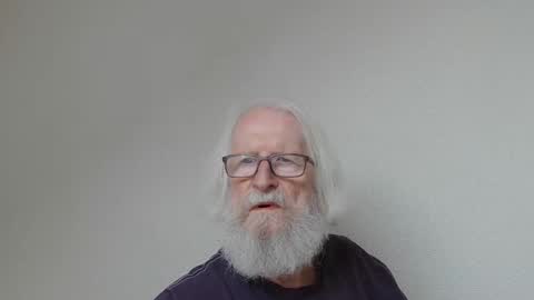 Somewhere over the rainbow online show from October 17, 2:21 pm