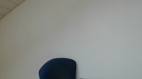 Somewhere over the rainbow online show from September 26, 1:30 pm