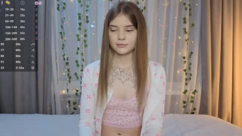 Eva online show from April 4, 2:57 pm