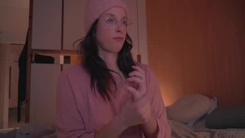 Ariel online show from December 29, 7:22 pm