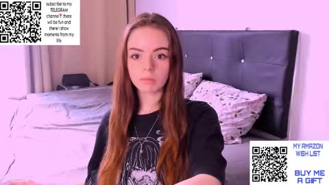 Snapshot of only_sarah1 chatting on March 9, 10:30 pm only_sarah1 online show from March 9, 10:30 pm