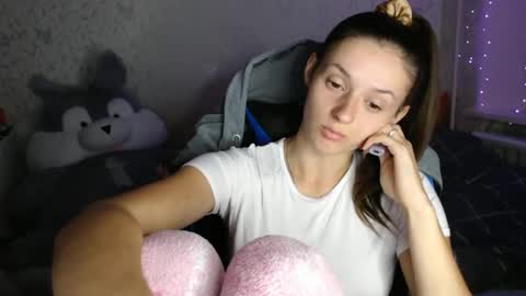 Snapshot of only_ubutterfly chatting on October 15, 5:36 pm Amalia online show from October 15, 5:36 pm