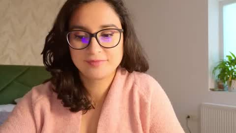 onlyella92_ online show from October 28, 11:55 am