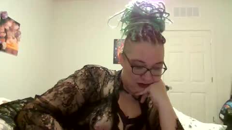 onlylovedinthedark online show from October 27, 12:43 am