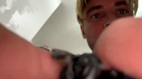 onlyloveyoutwice2016 online show from October 23, 6:20 pm