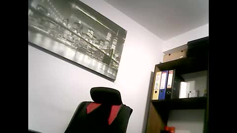 onlyprivate m35 online show from November 25, 10:25 am