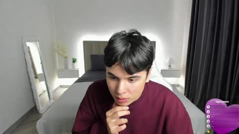 Rafael online show from April 17, 8:06 am