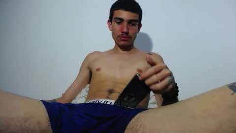 Snapshot of onzas_ chatting on September 21, 10:58 pm onzas_ online show from September 21, 10:58 pm