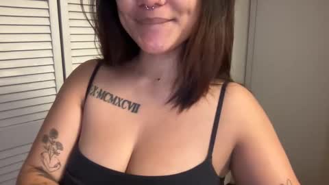 Miss Girly online show from September 15, 7:10 am