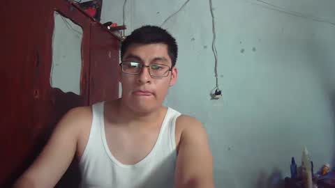 oomaurooo online show from March 2, 8:07 pm