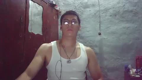 oomaurooo online show from September 17, 12:36 am