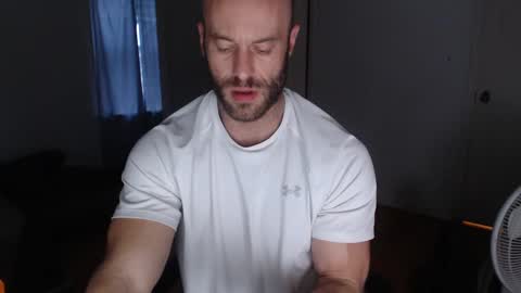 Snapshot of oregon87 chatting on January 13, 12:51 am The Oregon Lumberjack online show from January 13, 12:51 am