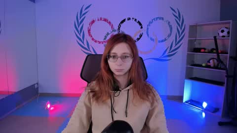 Snapshot of orianna_blade chatting on December 12, 9:30 am Orianna -  Hi Im into geek culture cosplay crafting LARP games. Shall we play DnD online show from December 12, 9:30 am