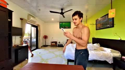 Fansly and Instagram -  online show from February 5, 8:07 am