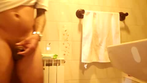 Snapshot of orlandovilla48 chatting on October 26, 3:44 pm orlandovilla48 online show from October 26, 3:44 pm