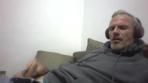 orwel09 online show from December 13, 7:53 pm