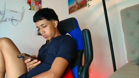 ostin 18hot online show from April 28, 2:27 am
