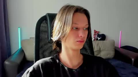 Ostin online show from April 21, 10:44 am