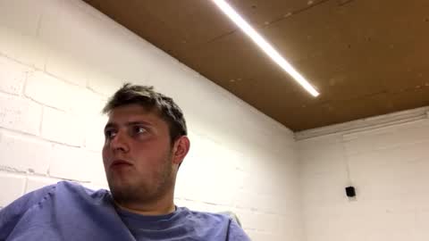 outflayd online show from April 23, 11:28 pm