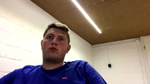 outflayd online show from April 22, 10:28 pm