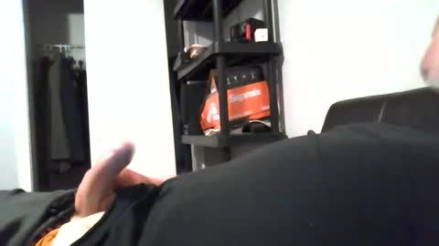 outtaline01 online show from April 15, 4:16 am