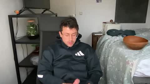 ovidius96 online show from November 23, 2:26 pm