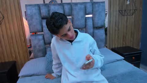 Owen Johnson online show from November 22, 12:36 pm