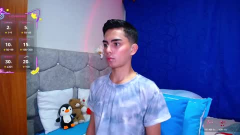 Owen  Independent model  online show from September 12, 10:23 pm