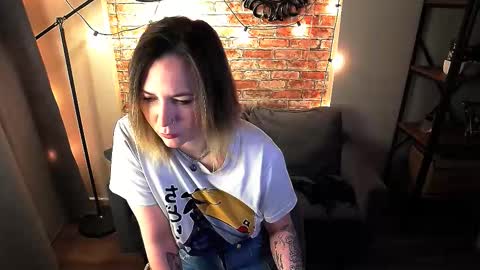 Snapshot of ozalin_green chatting on October 22, 5:43 am ozalin_green online show from October 22, 5:43 am