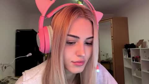 Eva online show from February 13, 12:52 pm