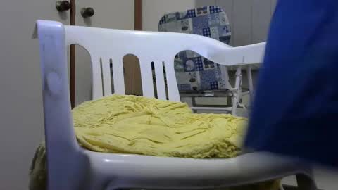 Snapshot of ozzienuts21153 chatting on February 22, 12:18 pm ozzienuts21153 online show from February 22, 12:18 pm