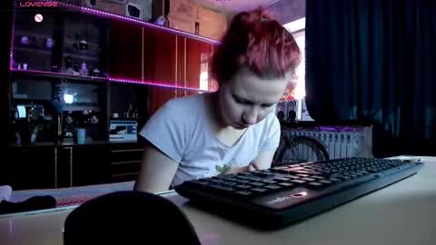 Ella online show from March 10, 11:55 am