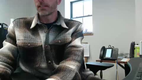 Snapshot of paddleme100 chatting on January 6, 7:02 pm Paddle me online show from January 6, 7:02 pm